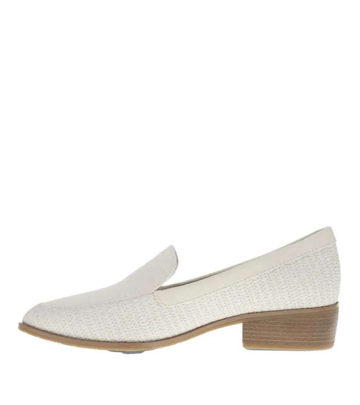 Women Hydie Loafer Cream Baretraps Flats and Loafers