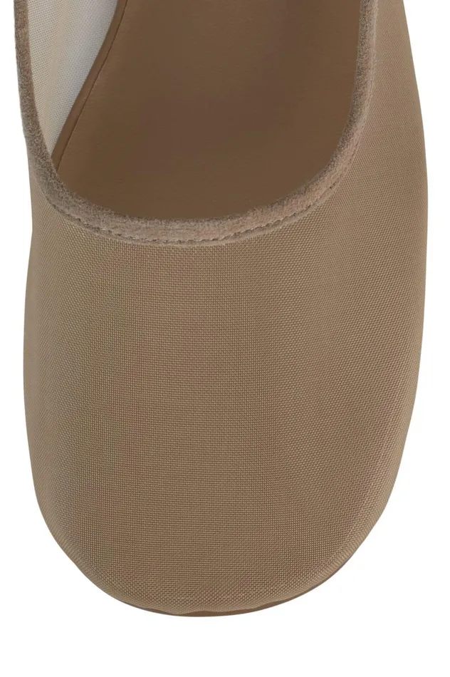 Women Jeffrey Campbell Ballet and MaryJane LaDanse