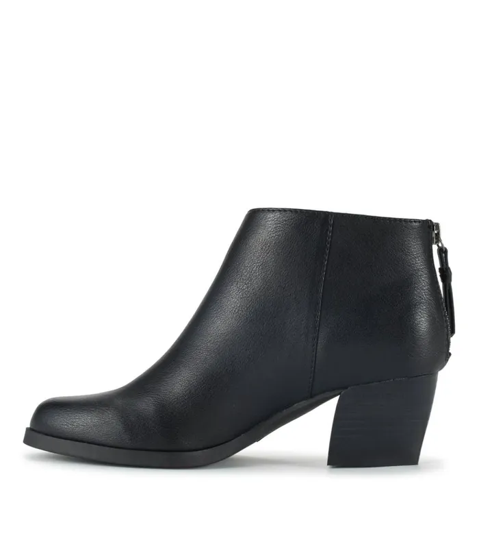 Women Lauryn Block Heel Ankle Bootie Black Baretraps Booties