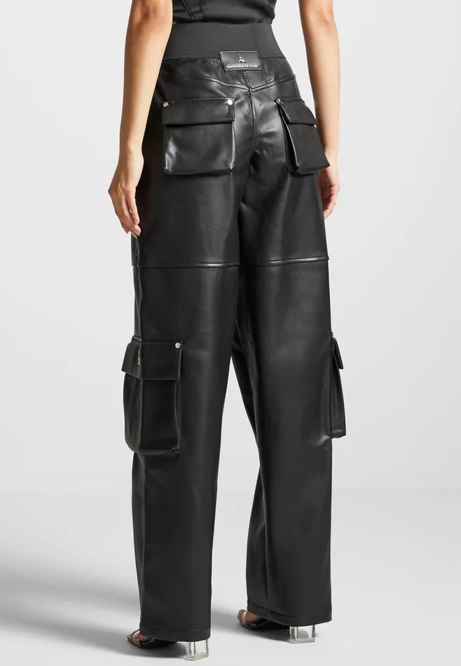 Women Manire De Voir Elasticated Waist Leather Cargo Trousers Black