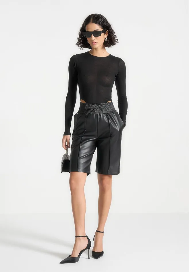 Women Manire De Voir Leather City Shorts Black
