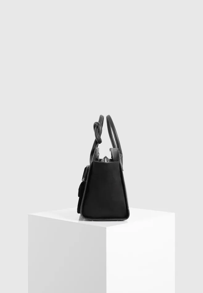 Women Manire De Voir Multi Pocket City Bag Black