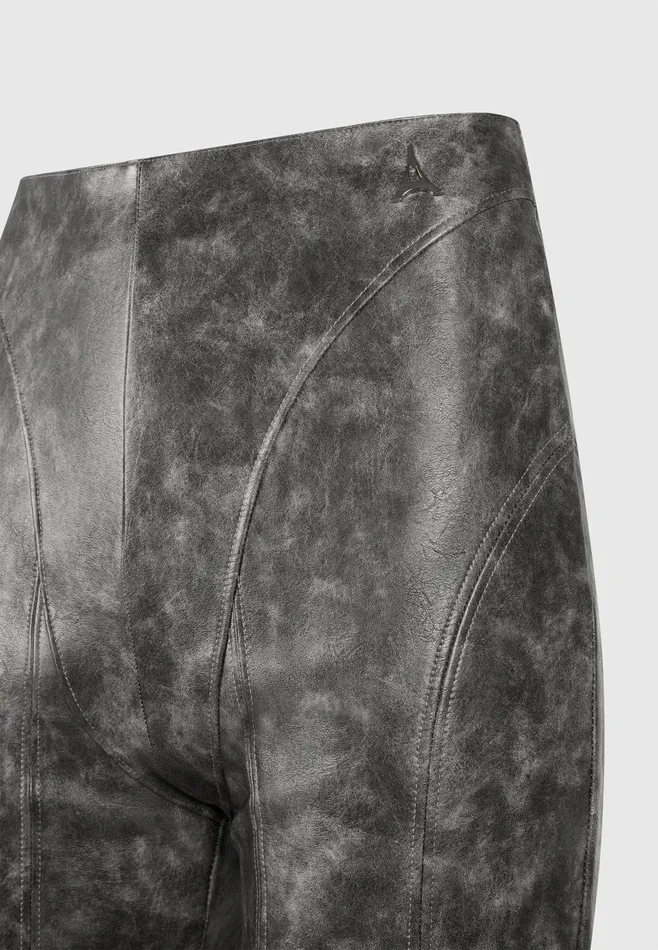 Women Manire De Voir Vintage Leather Trousers Grey