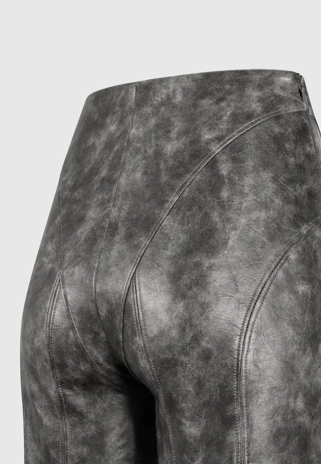 Women Manire De Voir Vintage Leather Trousers Grey