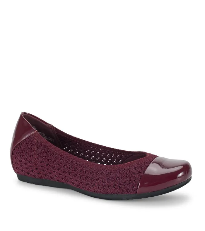 Women Mia Casual Flat Dark Cherry Baretraps Flats and Loafers
