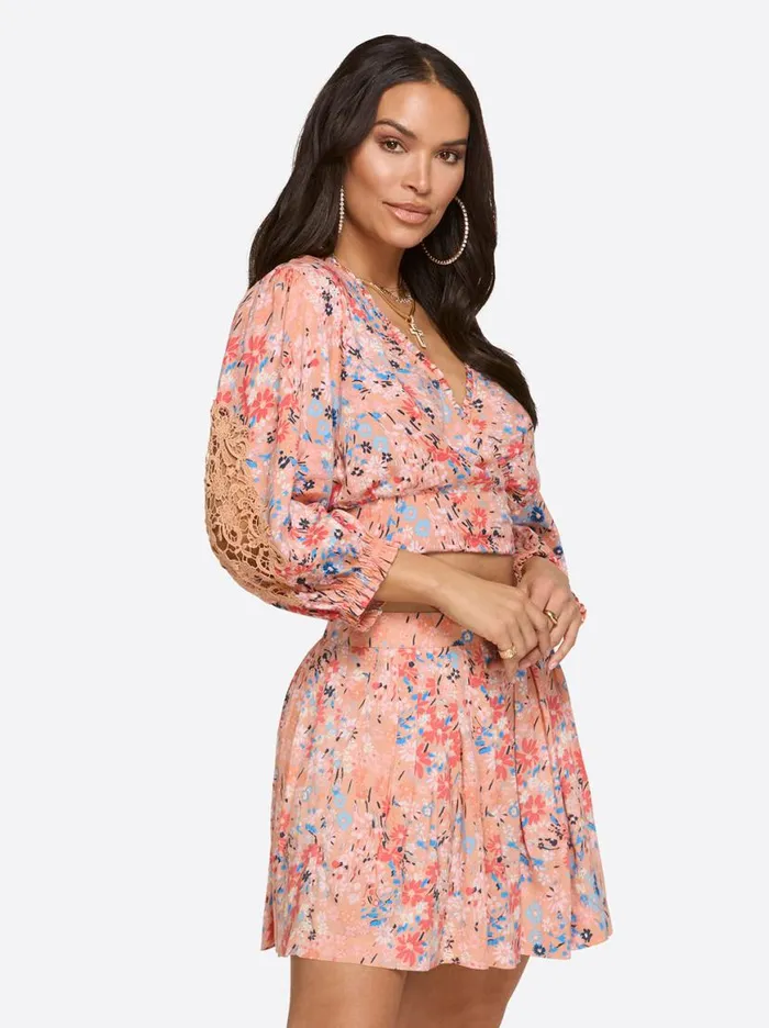 Women Patsy Top In Blooming Pastures Jessica Simpson Sets