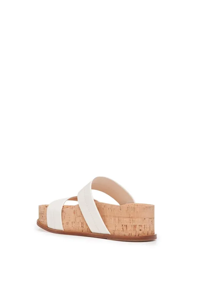 Women Platforms Gabriela Hearst Strike Platform Sandal In Cream Leather