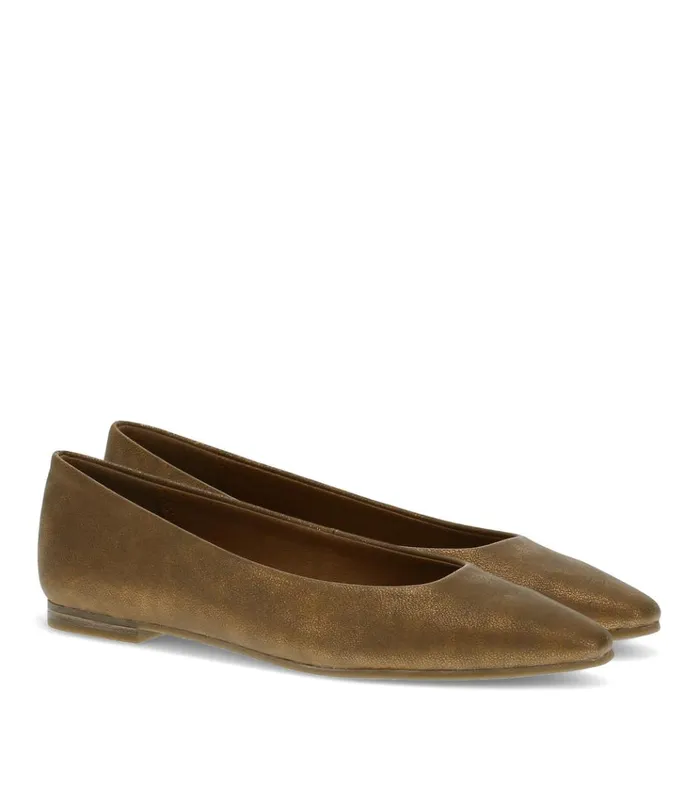 Women Rhonda Casual Flat Bronze Baretraps Flats and Loafers