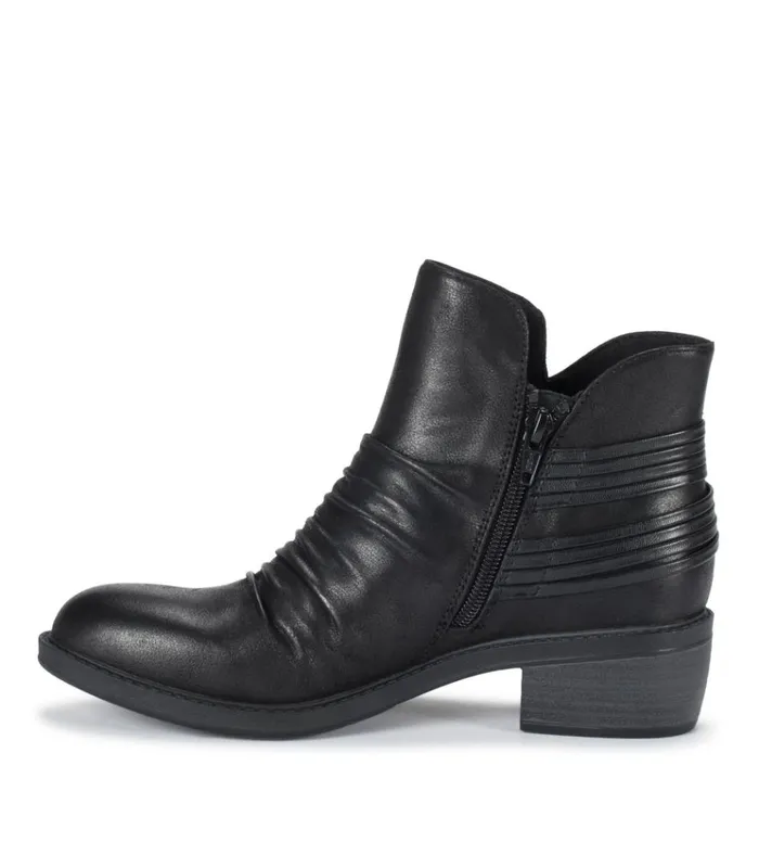 Women Sazzie Bootie Black Baretraps Booties