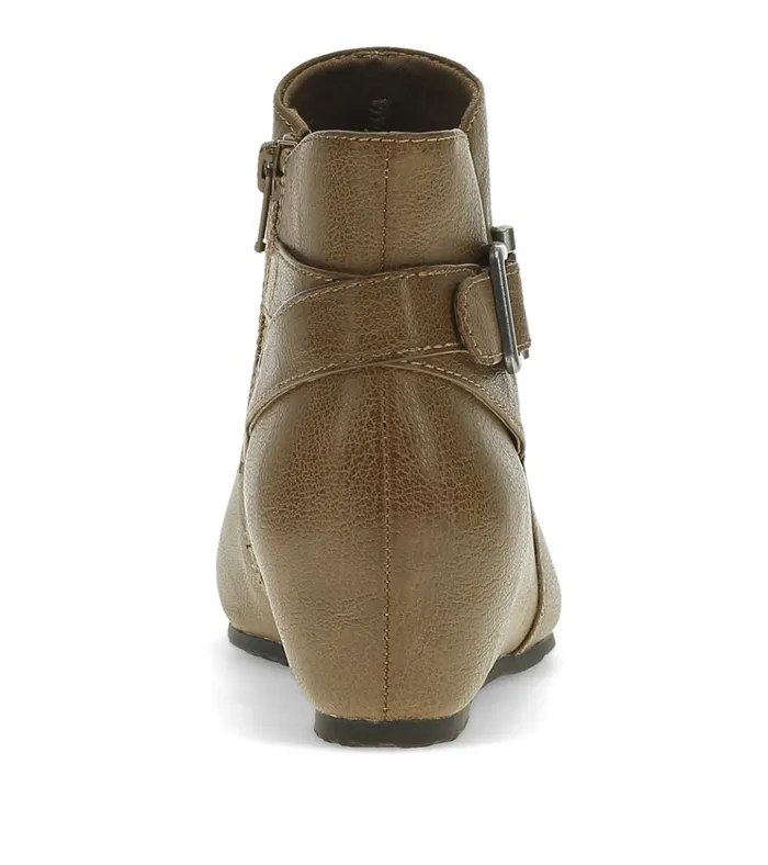 Women Serena Wedge Bootie Truffle Baretraps Booties
