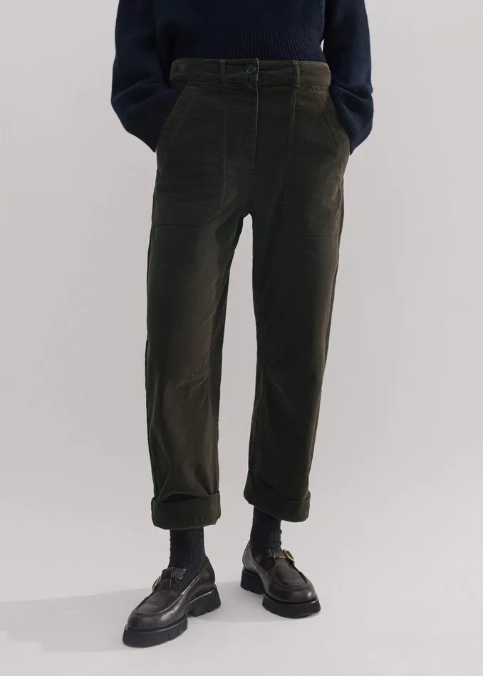 Women Washed Velvet EngineeredLeg Pant Wren Green MEEM