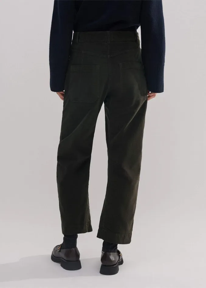 Women Washed Velvet EngineeredLeg Pant Wren Green MEEM
