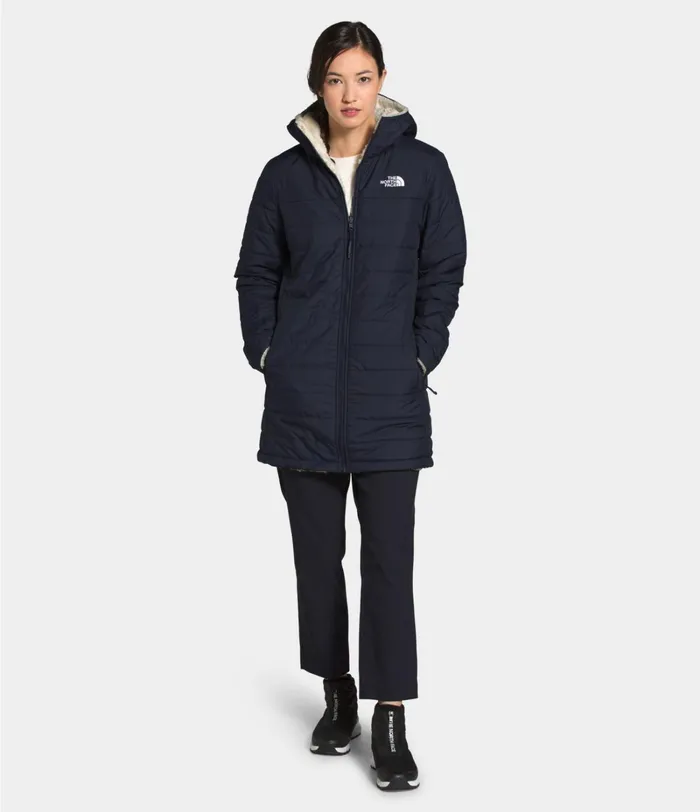 Womens The North Face Insulated and Down Jackets Mossbud Insulated Reversible Parka Aviator Navyvintage White